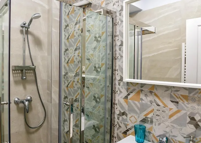 Aquarium Economy 6 * Năvodari